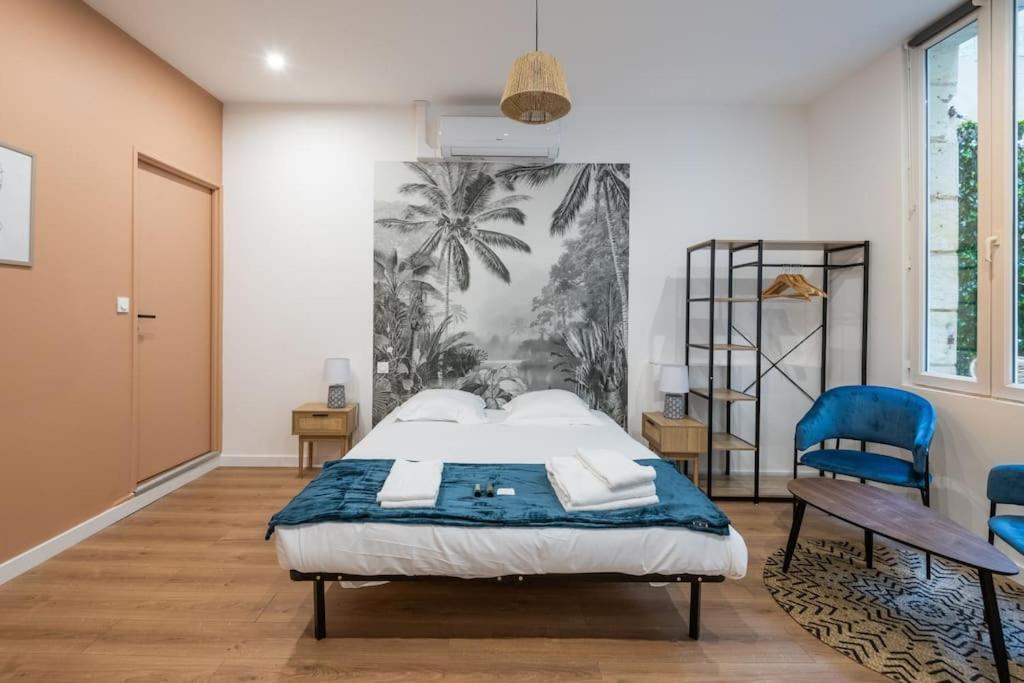 Charmant Cocon Avec Jacuzzi - Bordeaux Centre Bagian luar foto